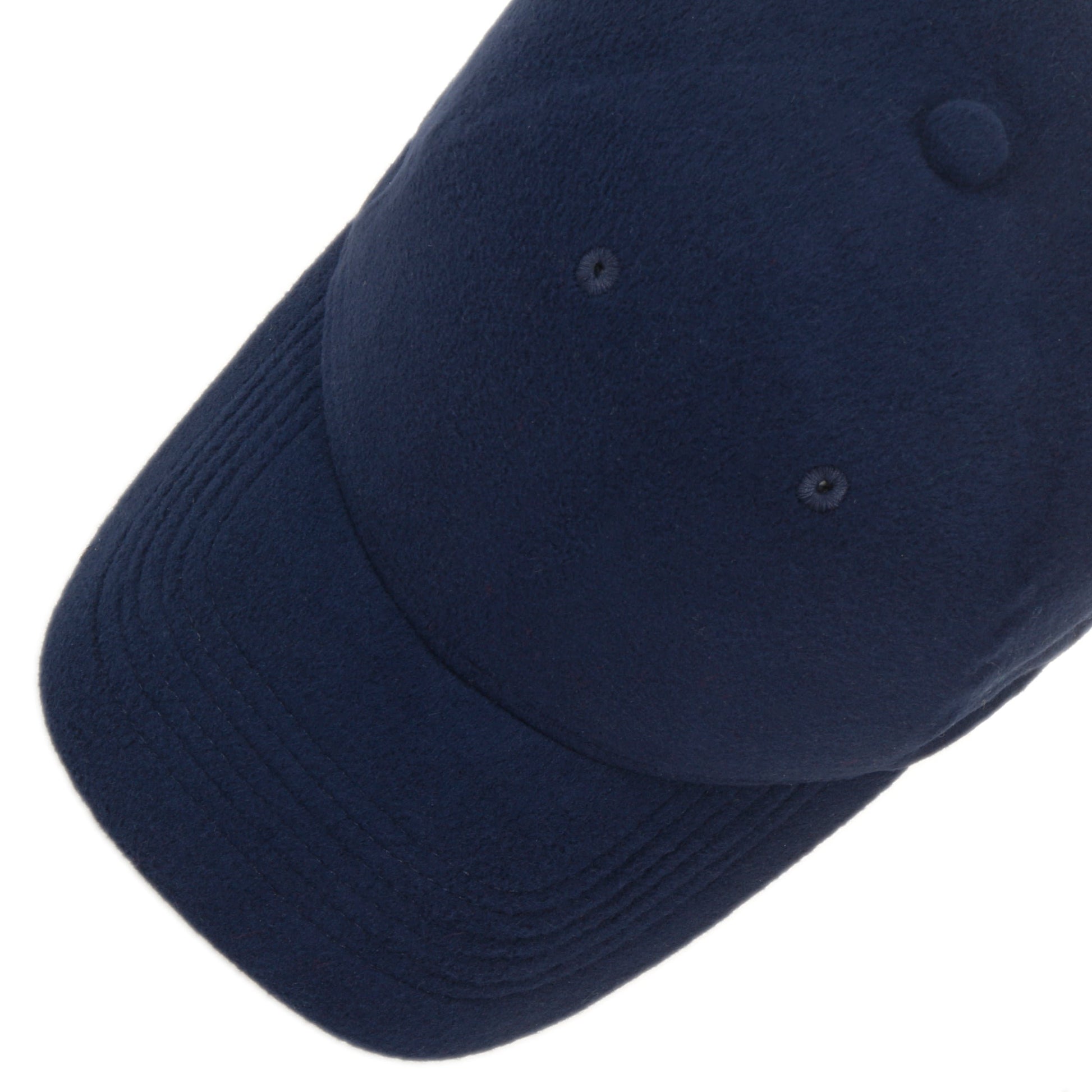 dunkelblau