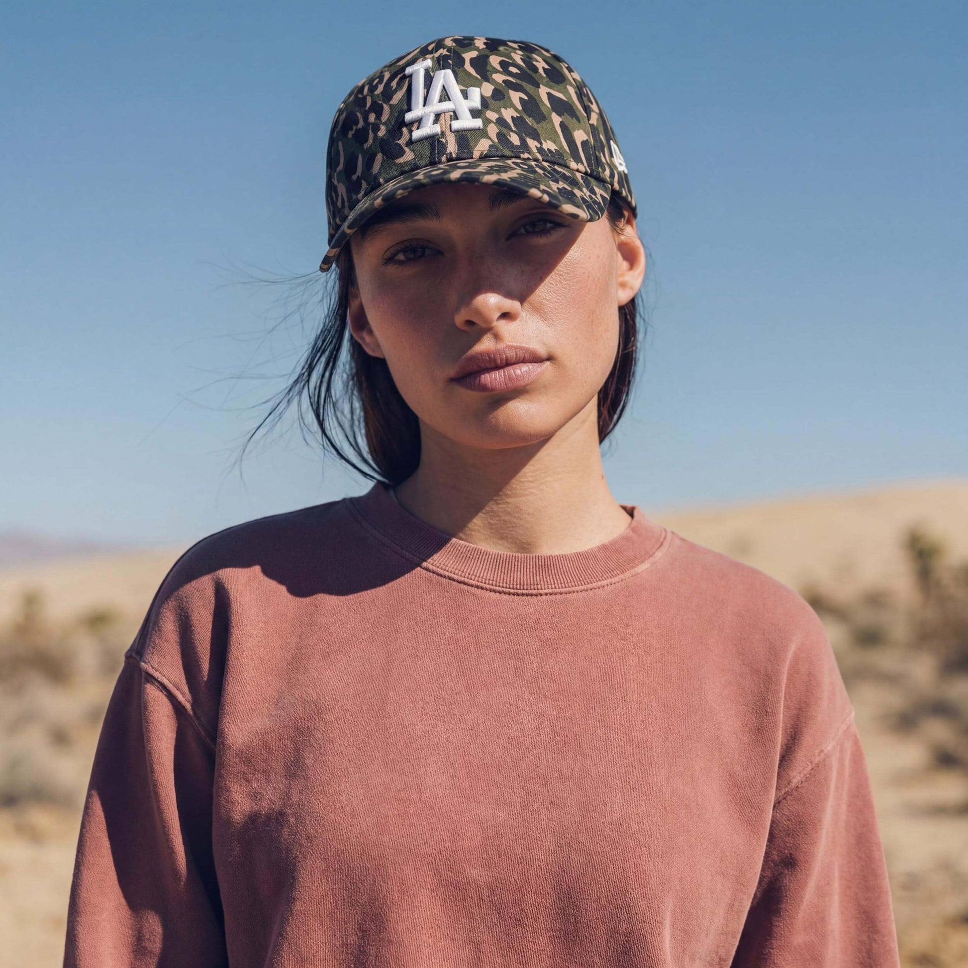 grün (female-model Annabel Oharra)