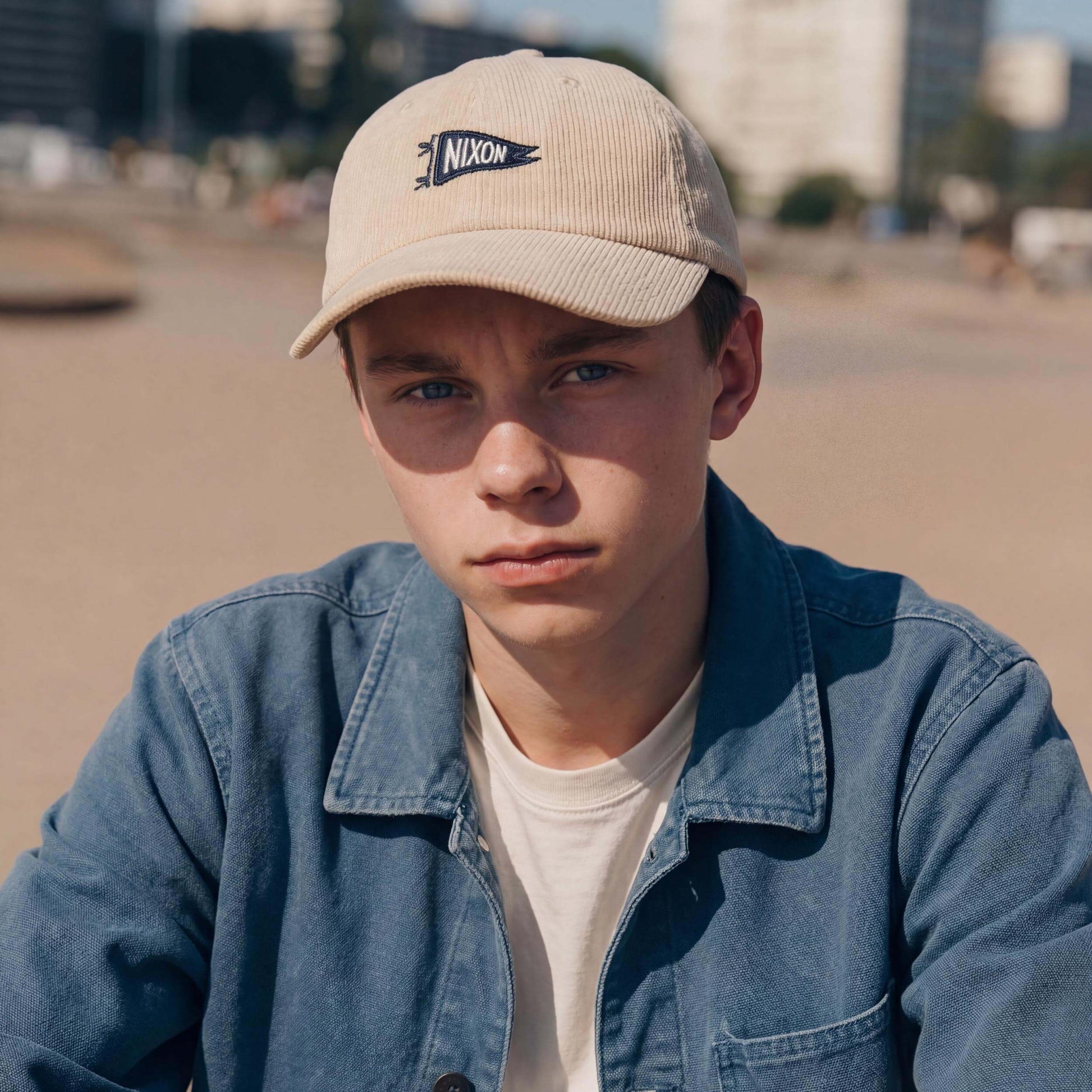 cremeweiß (male-model Serge Alvarez)