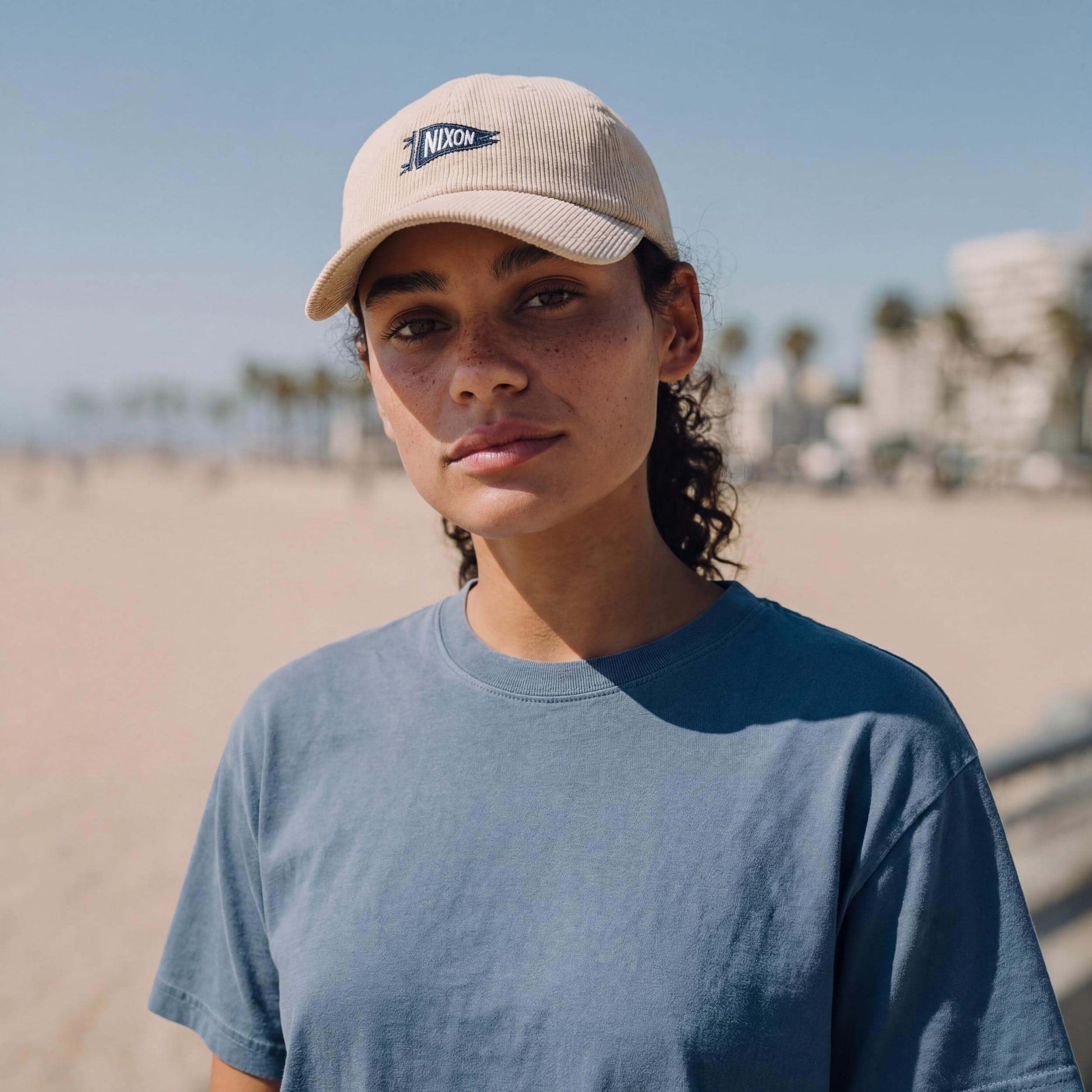 cremeweiß (female-model Sabrina Sanchez)