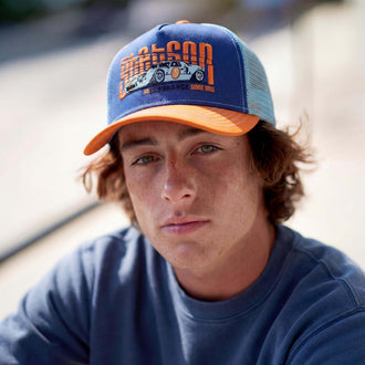 blauw (mannelijk model Luke Fermer)