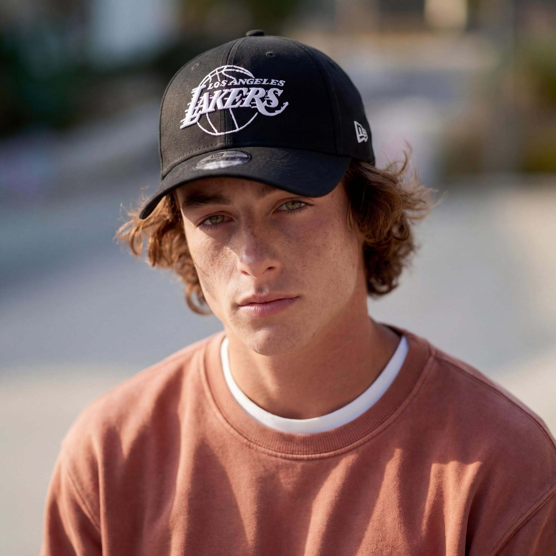 schwarz (male-model Serge Alvarez)