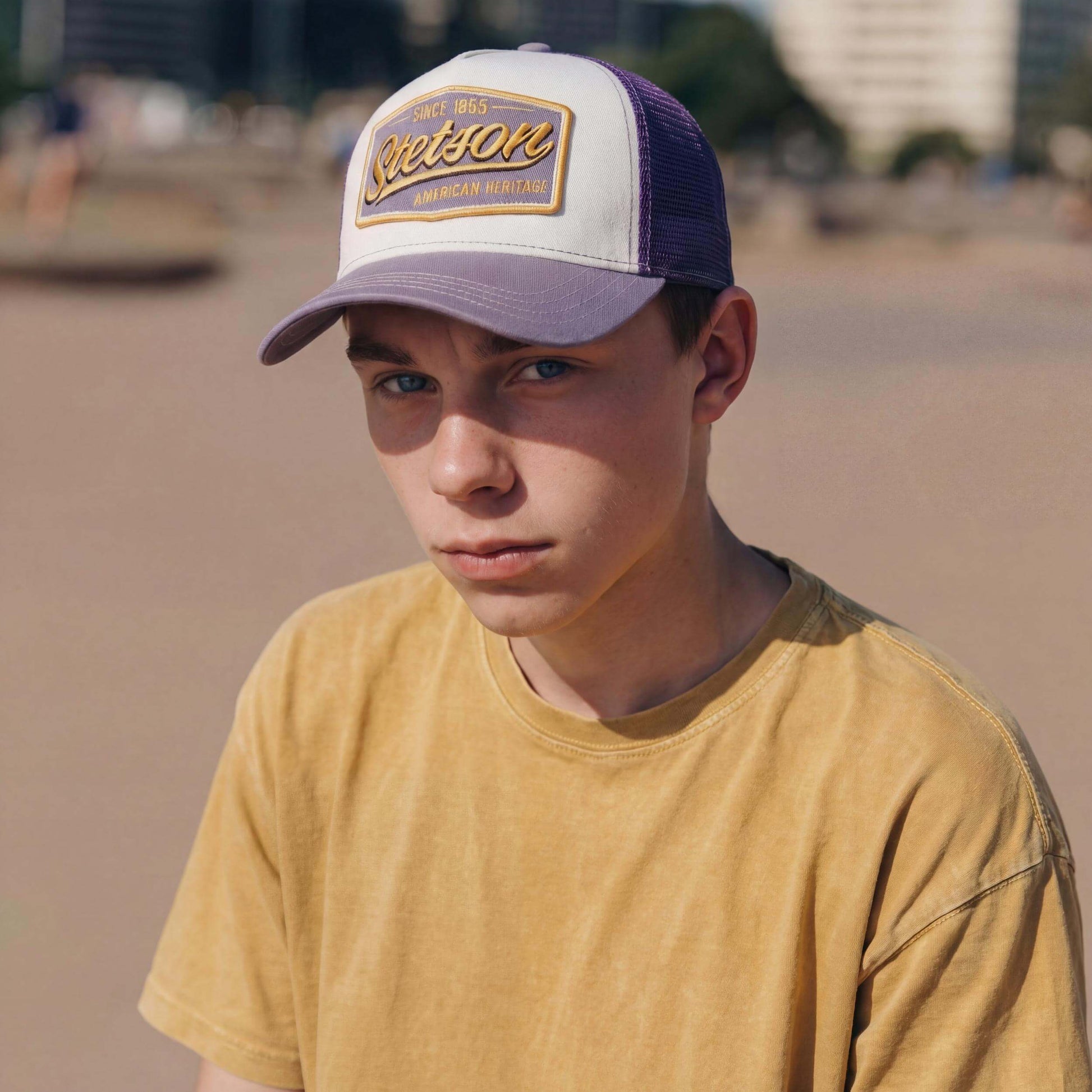 lila (male-model Justin Mappex)