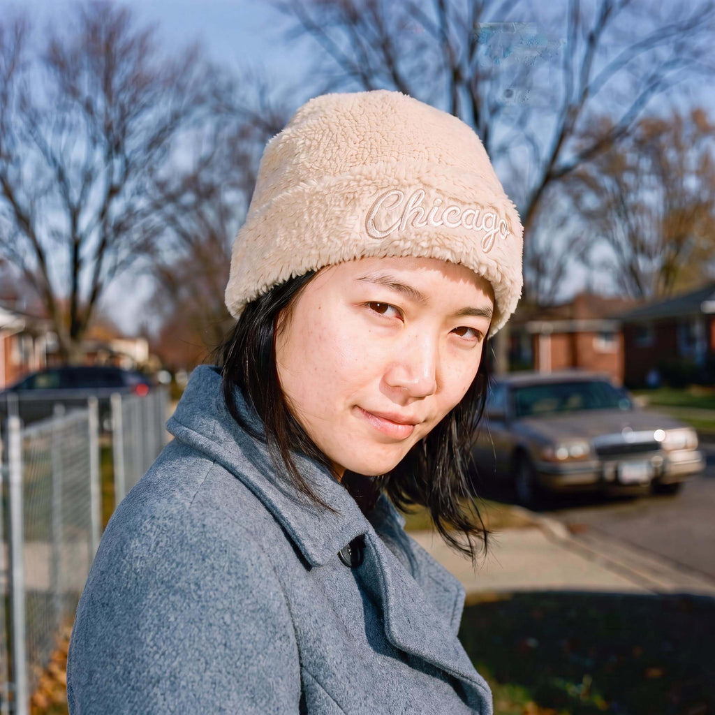 cremeweiß (female-model)
