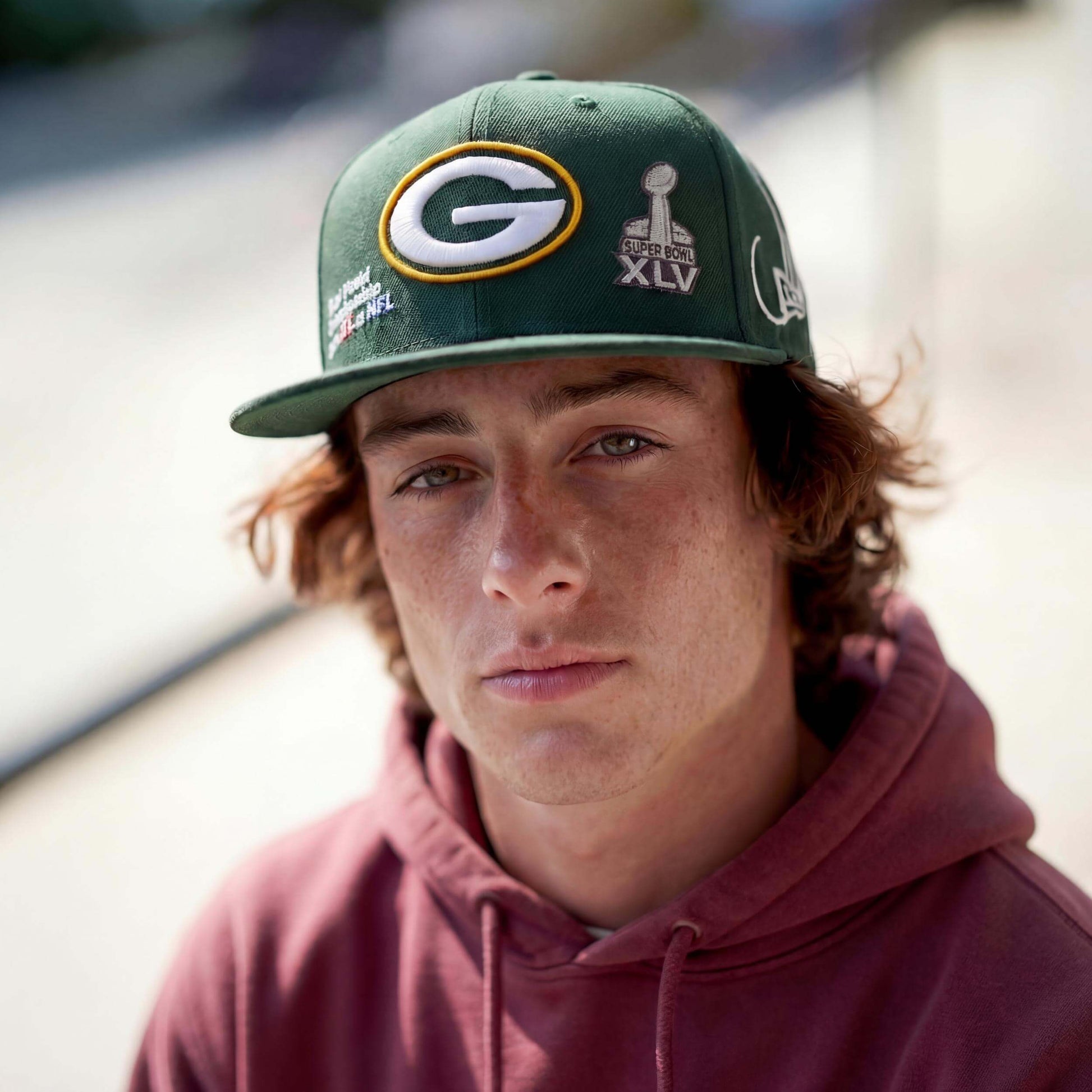 dunkelgrün (male-model Tony Cenic)