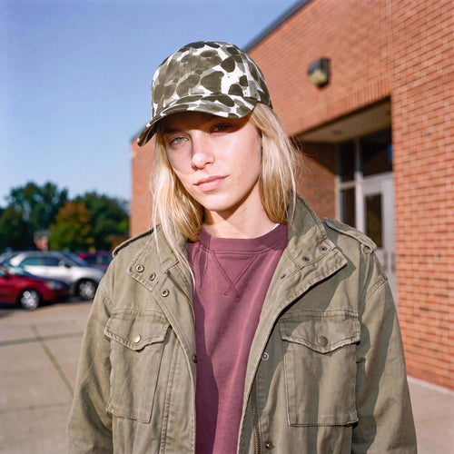 oliv (female-model)