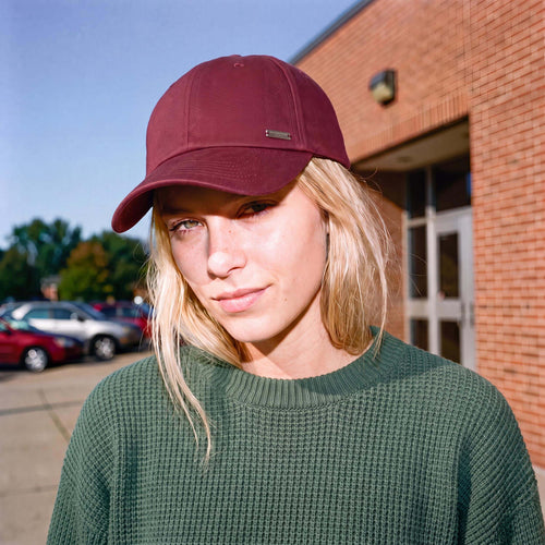 bordeaux (female-model)