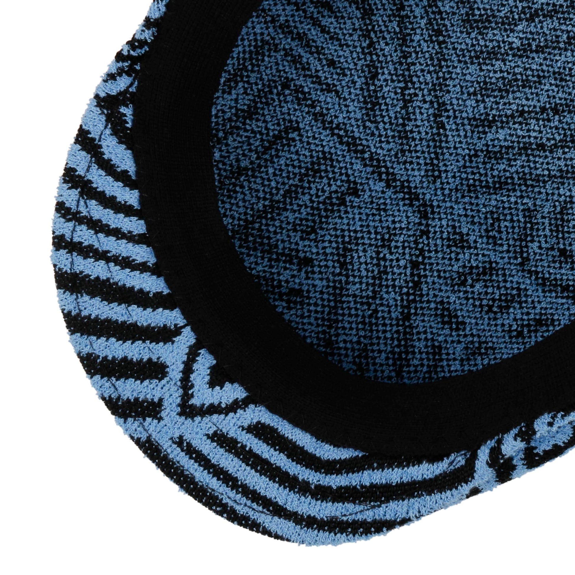 schwarz-blau