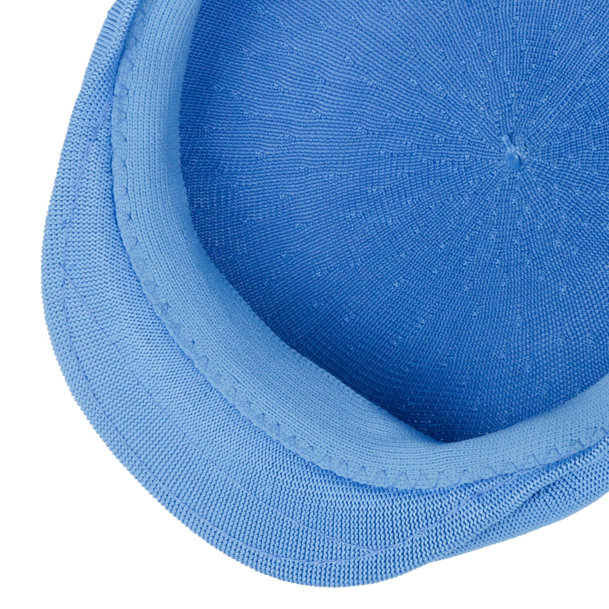 hellblau