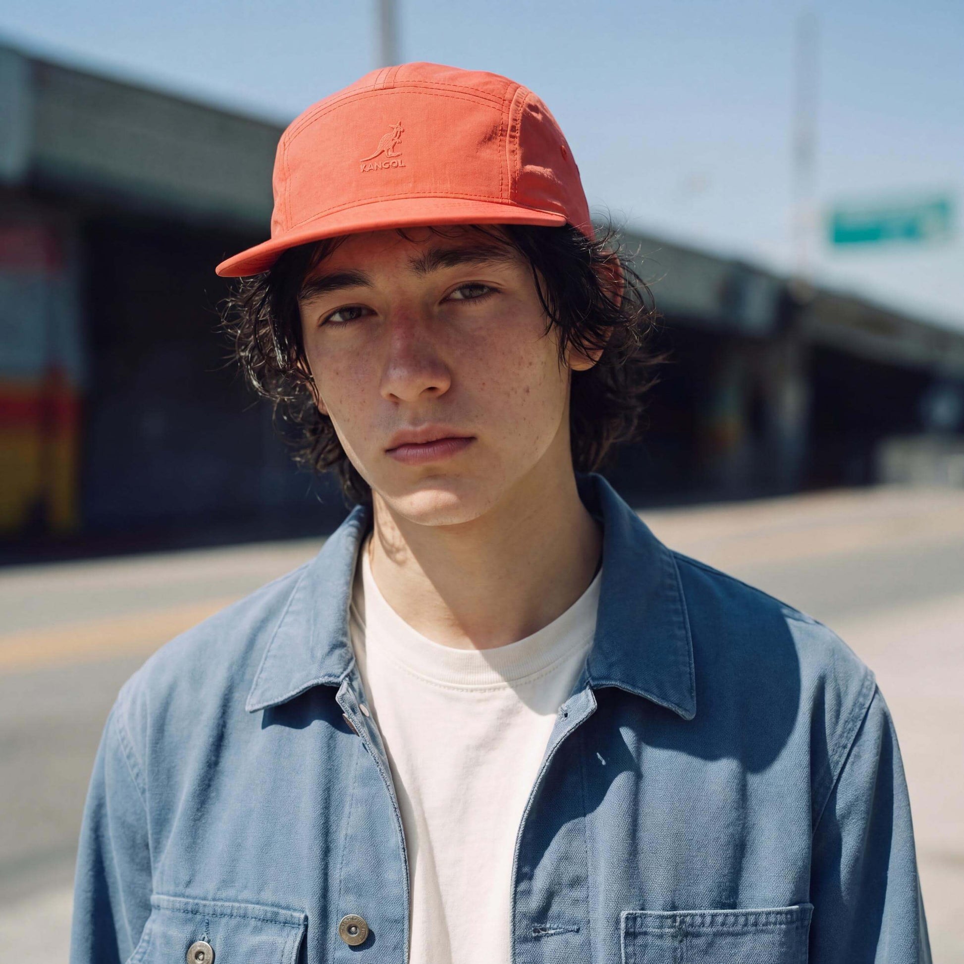 koralle (male-model Luke Fermer)