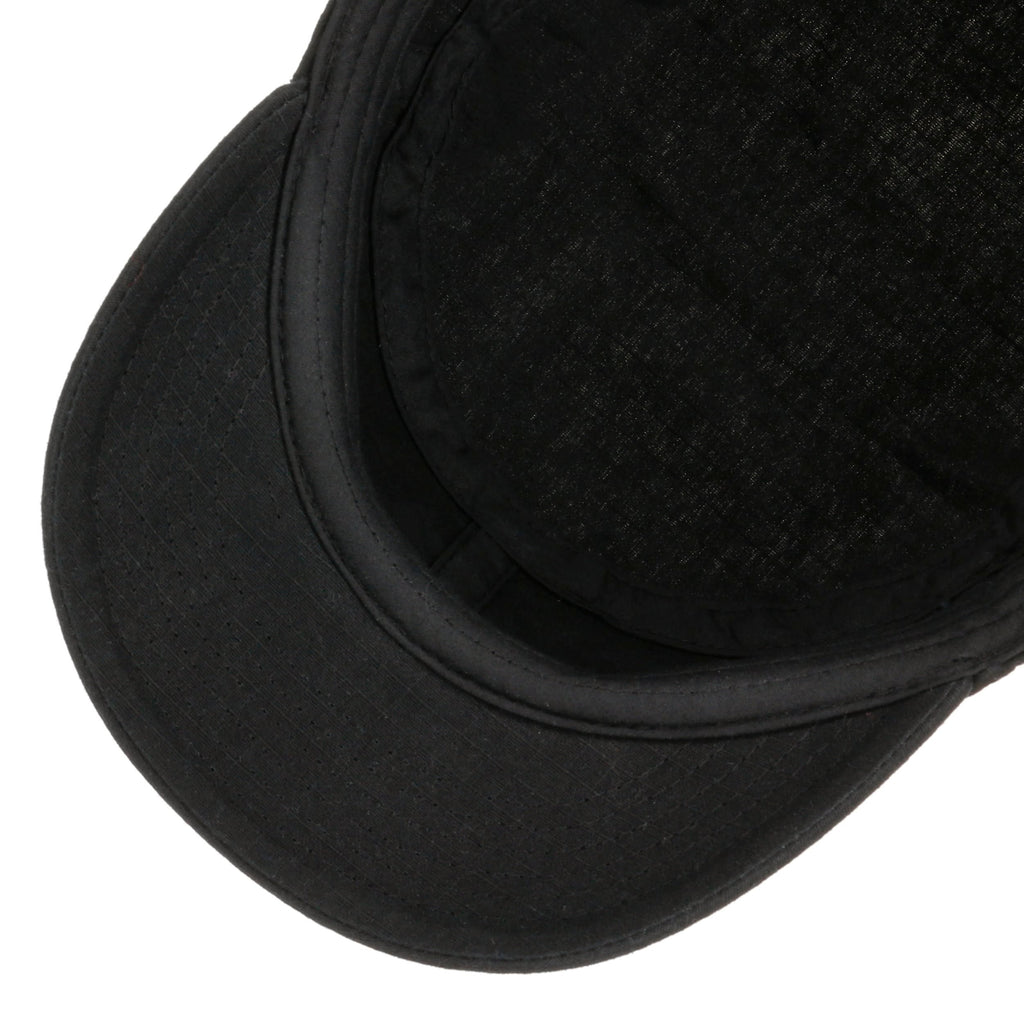 schwarz