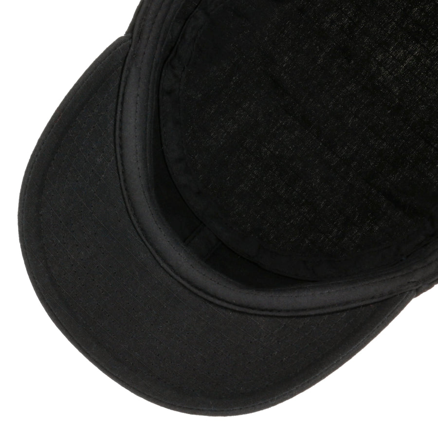 schwarz