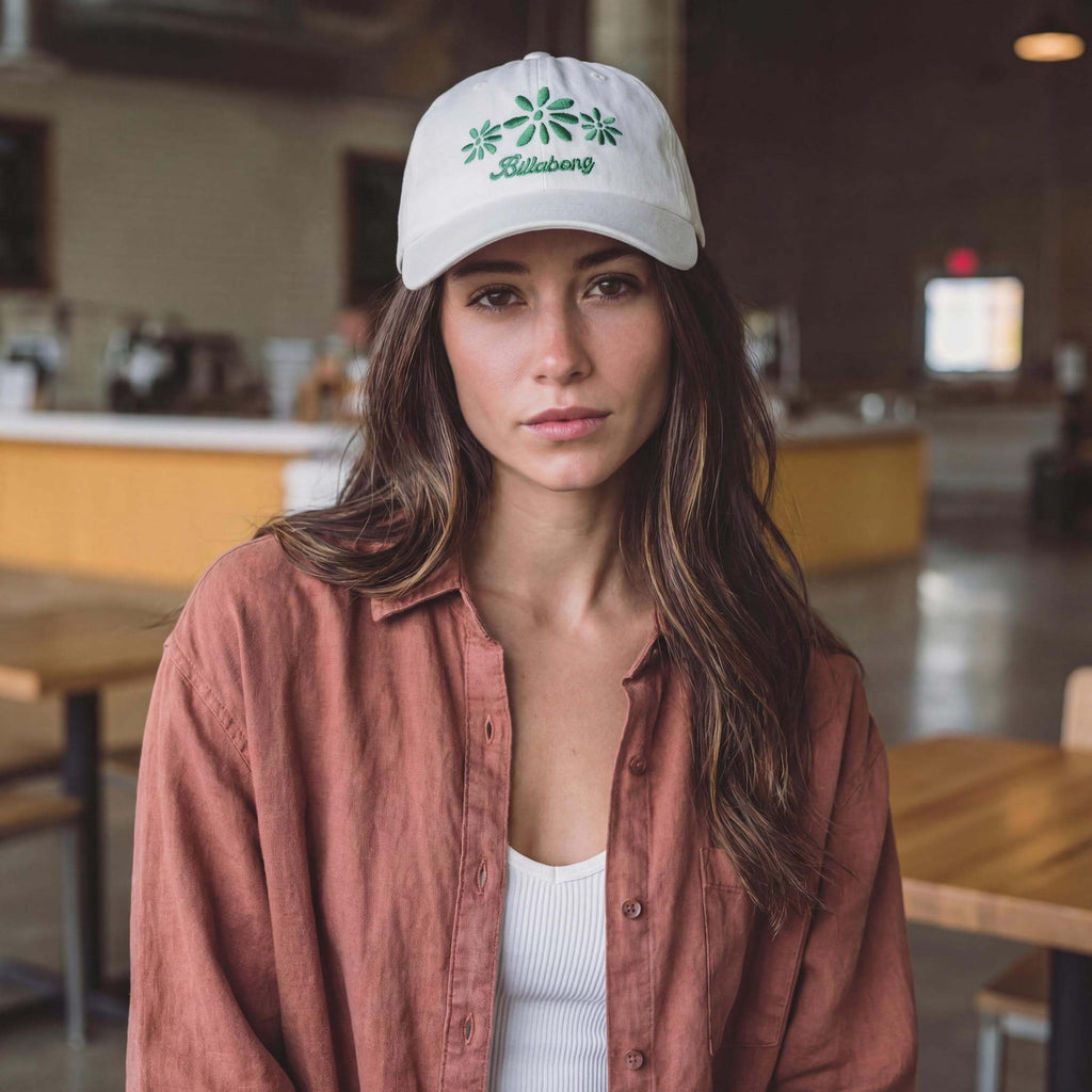 weiß (female-model Jessica Paulic)