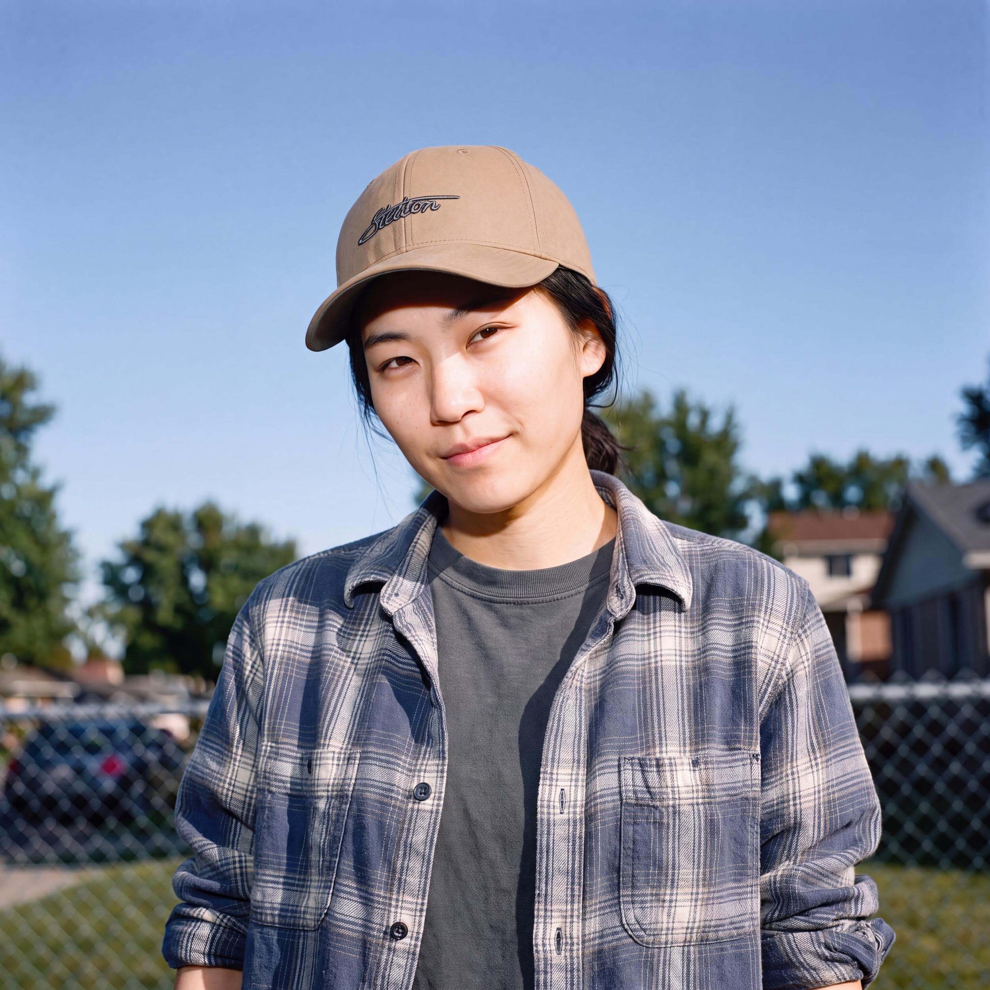 dunkelbeige (female-model)