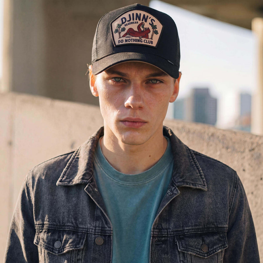 schwarz (male-model Roger Yard)