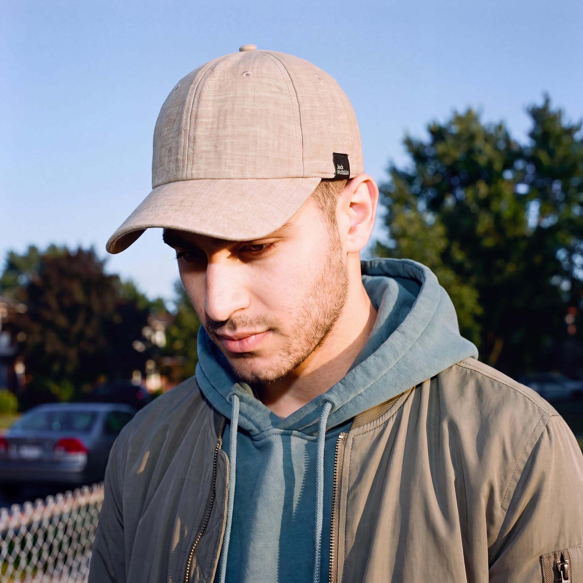 beige (male-model)