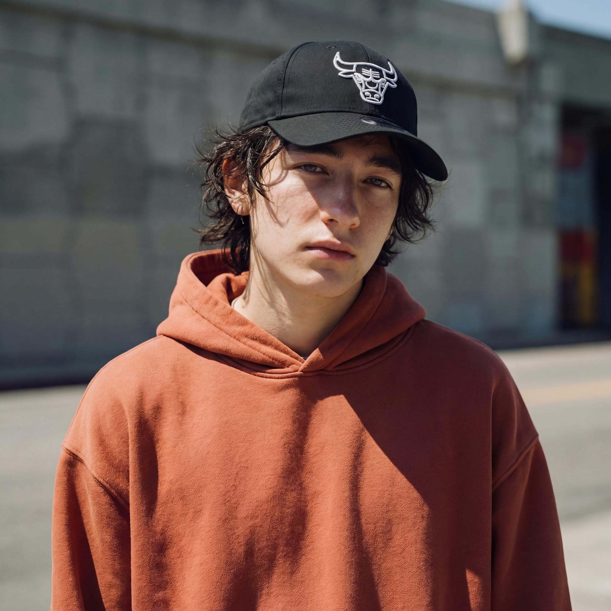 schwarz (male-model James Lavender)