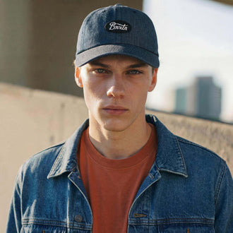 denim (mannelijk model Carl Sanchez)