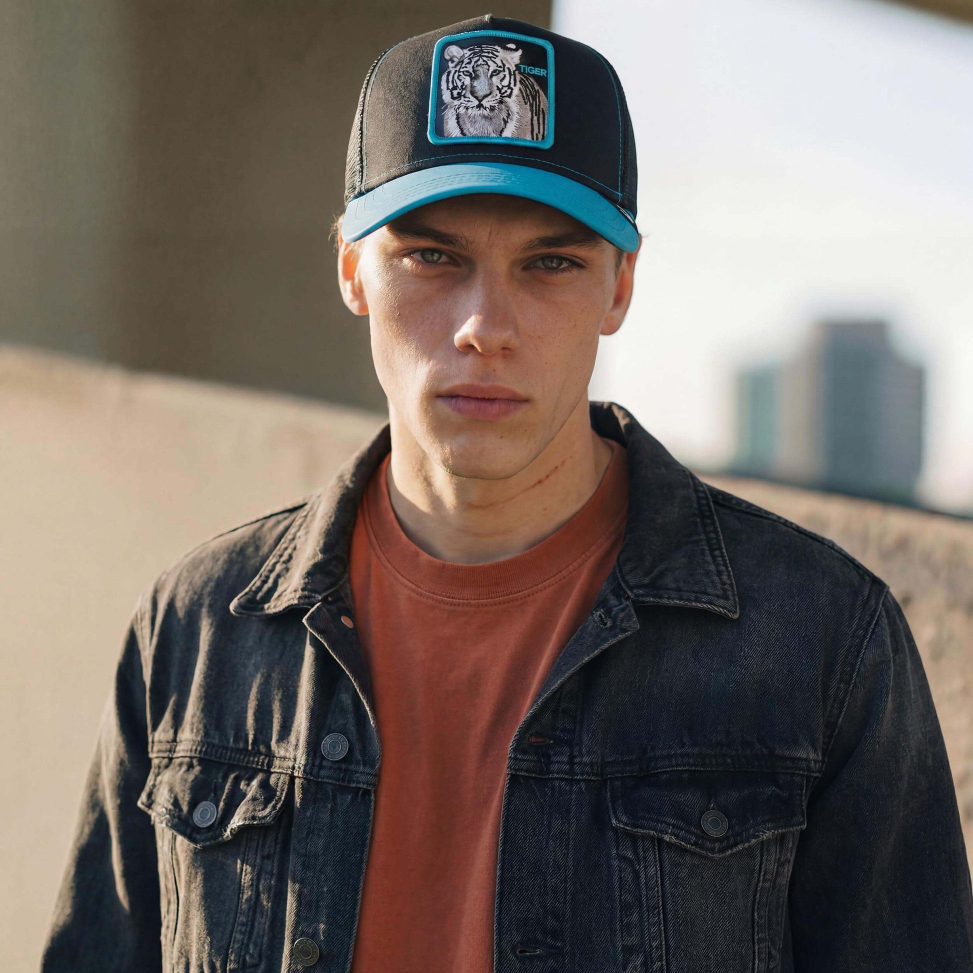 schwarz (male-model Mike Anderson)