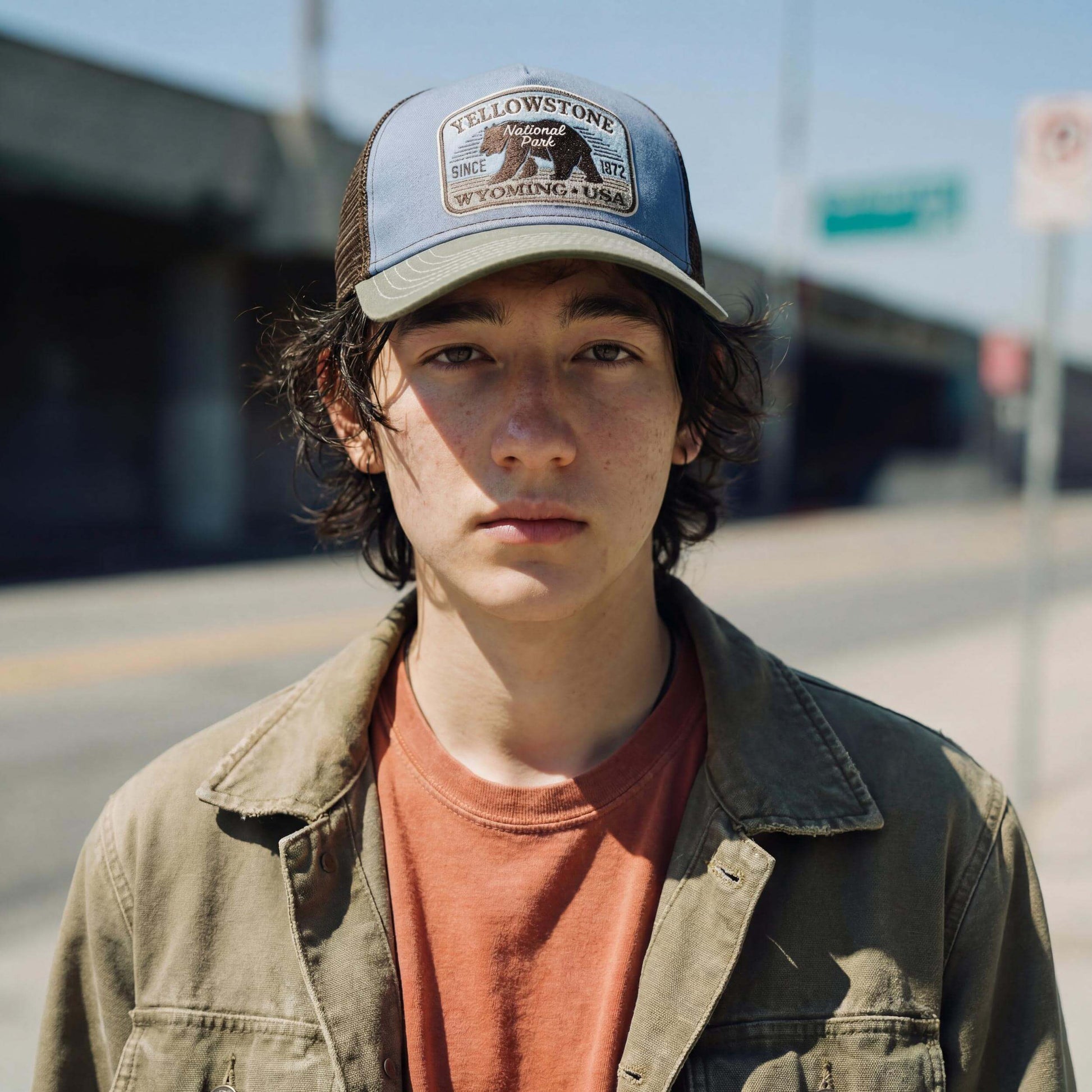 braun-blau (male-model Tony Cenic)