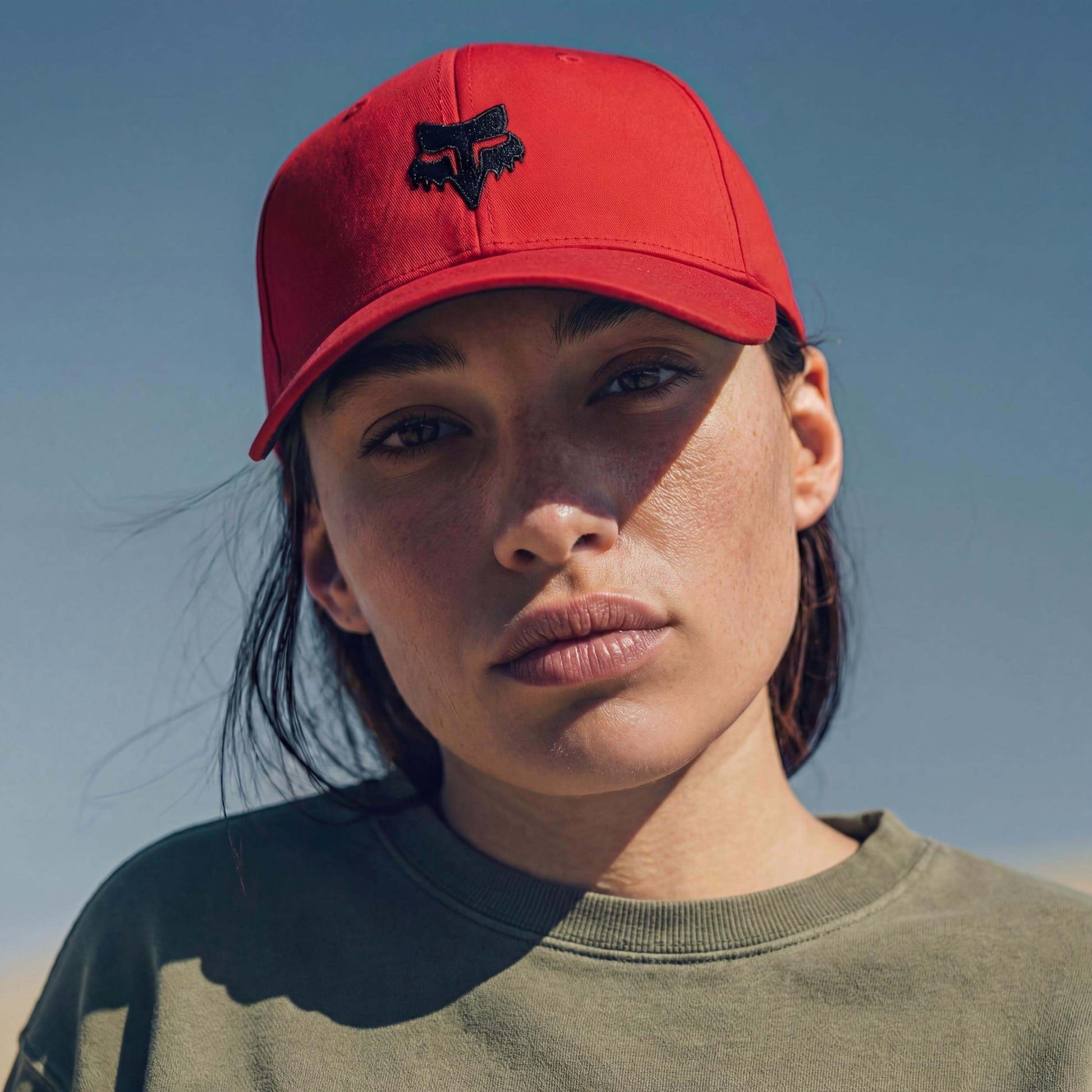 rot (female-model Nicole Capman)