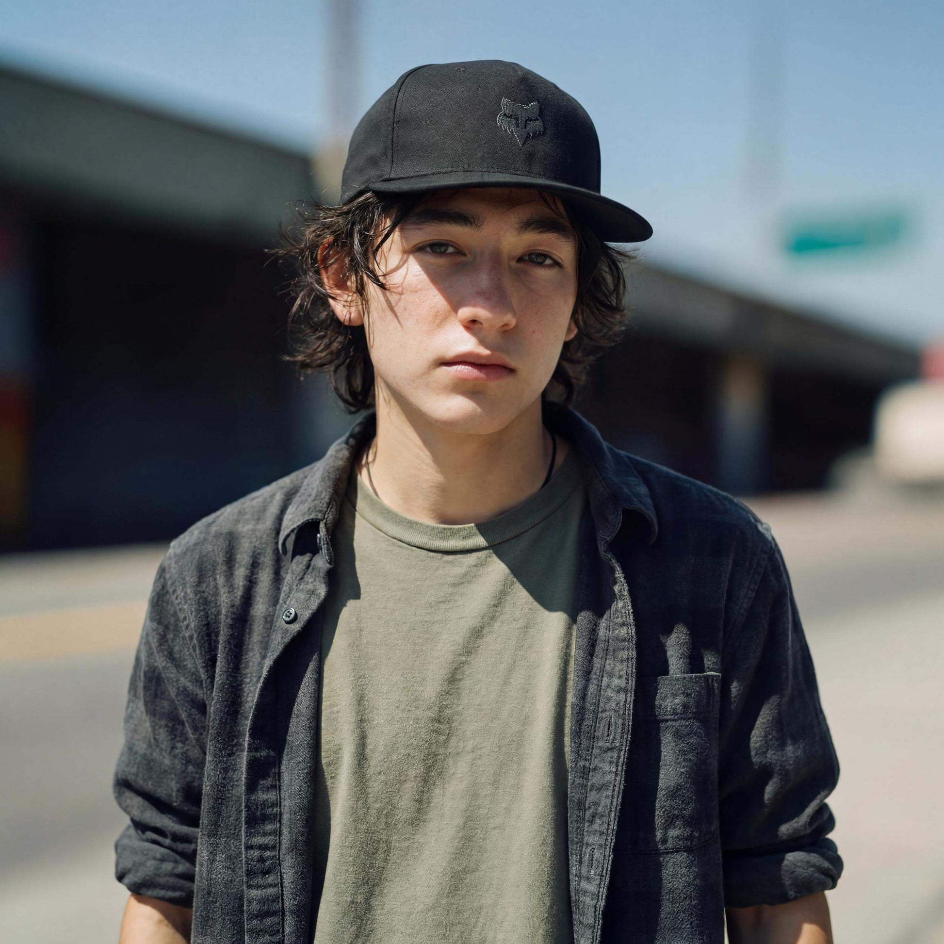 schwarz (male-model Oswald Bloom)