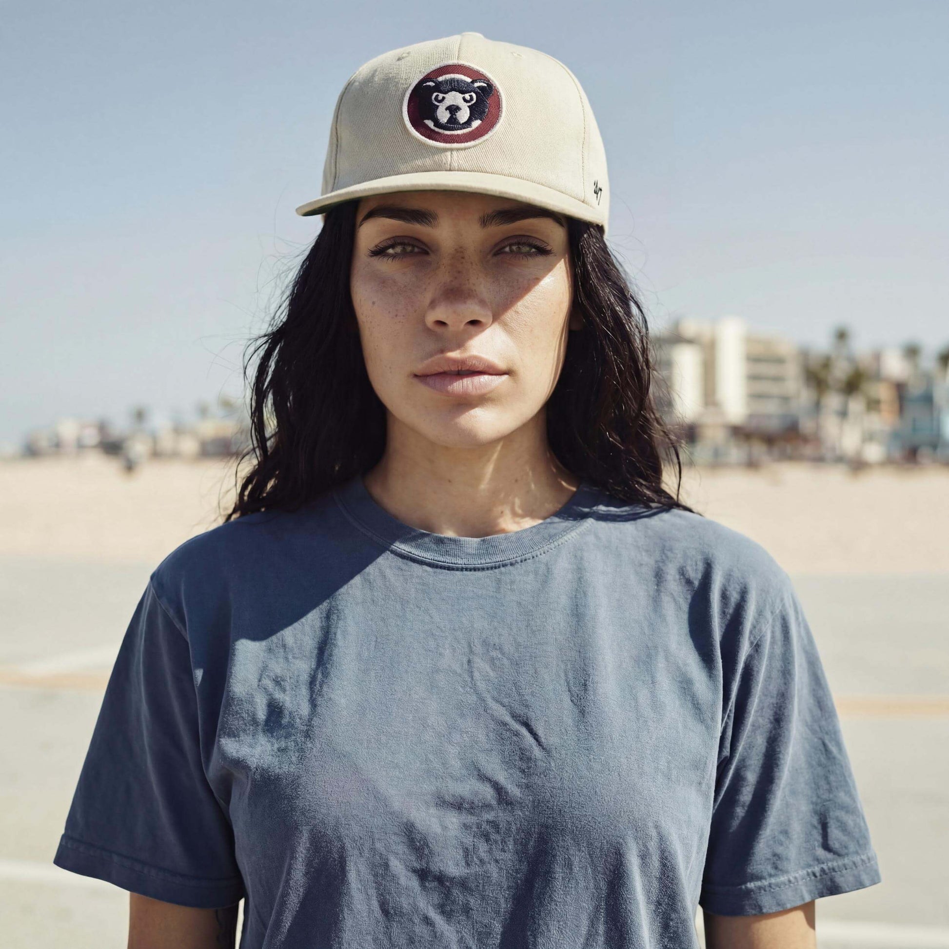 beige (female-model Nicole Capman)