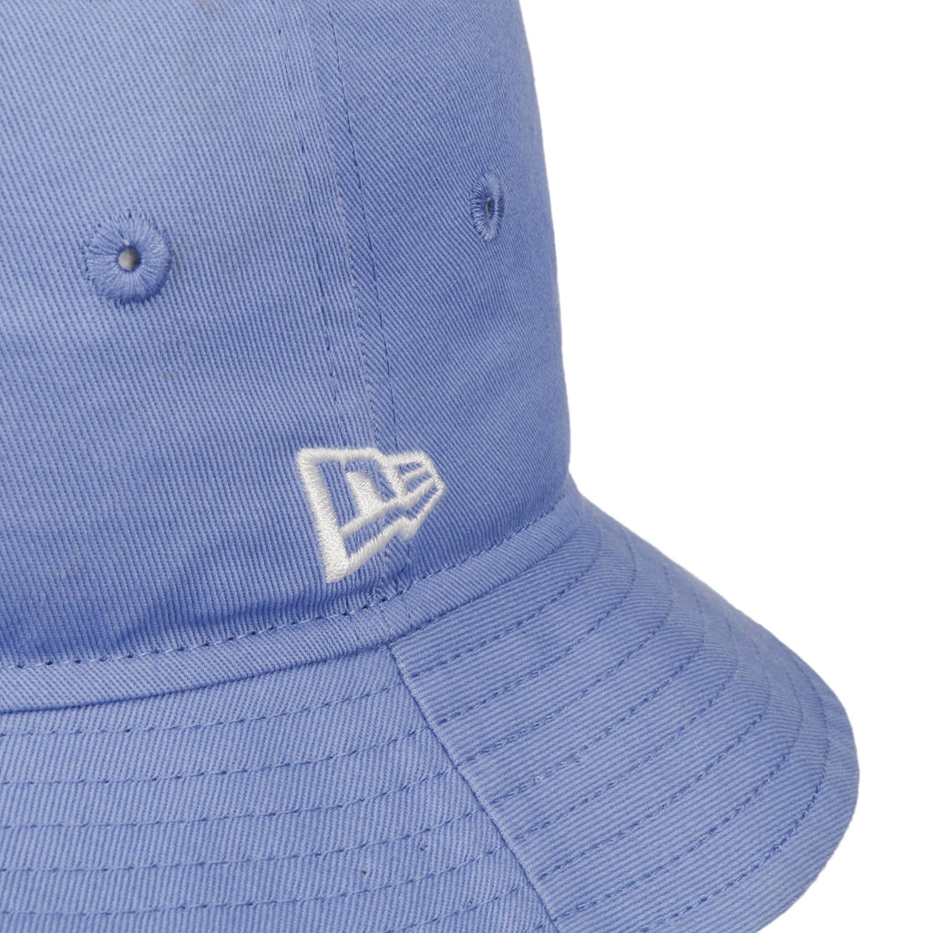 hellblau
