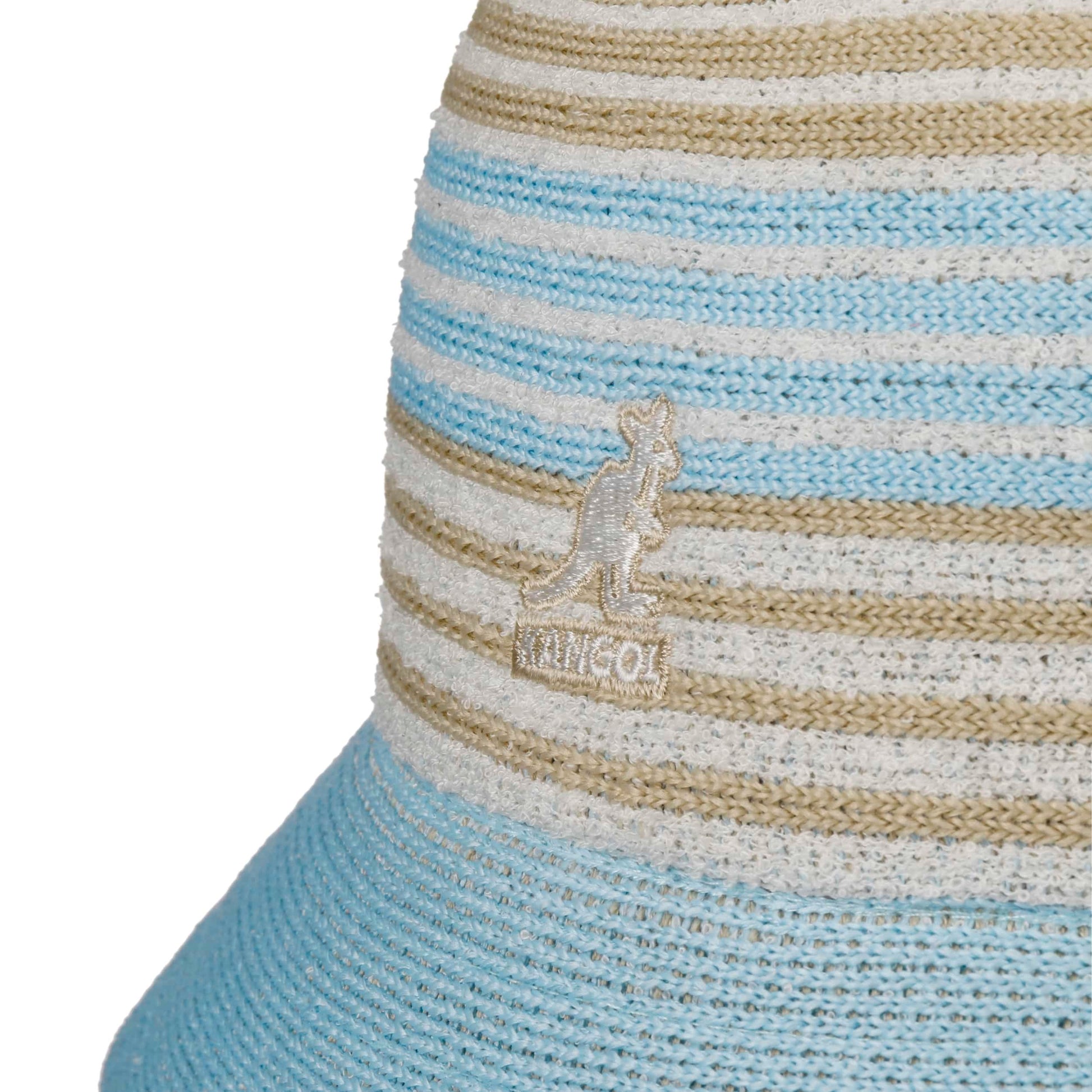 beige-blau