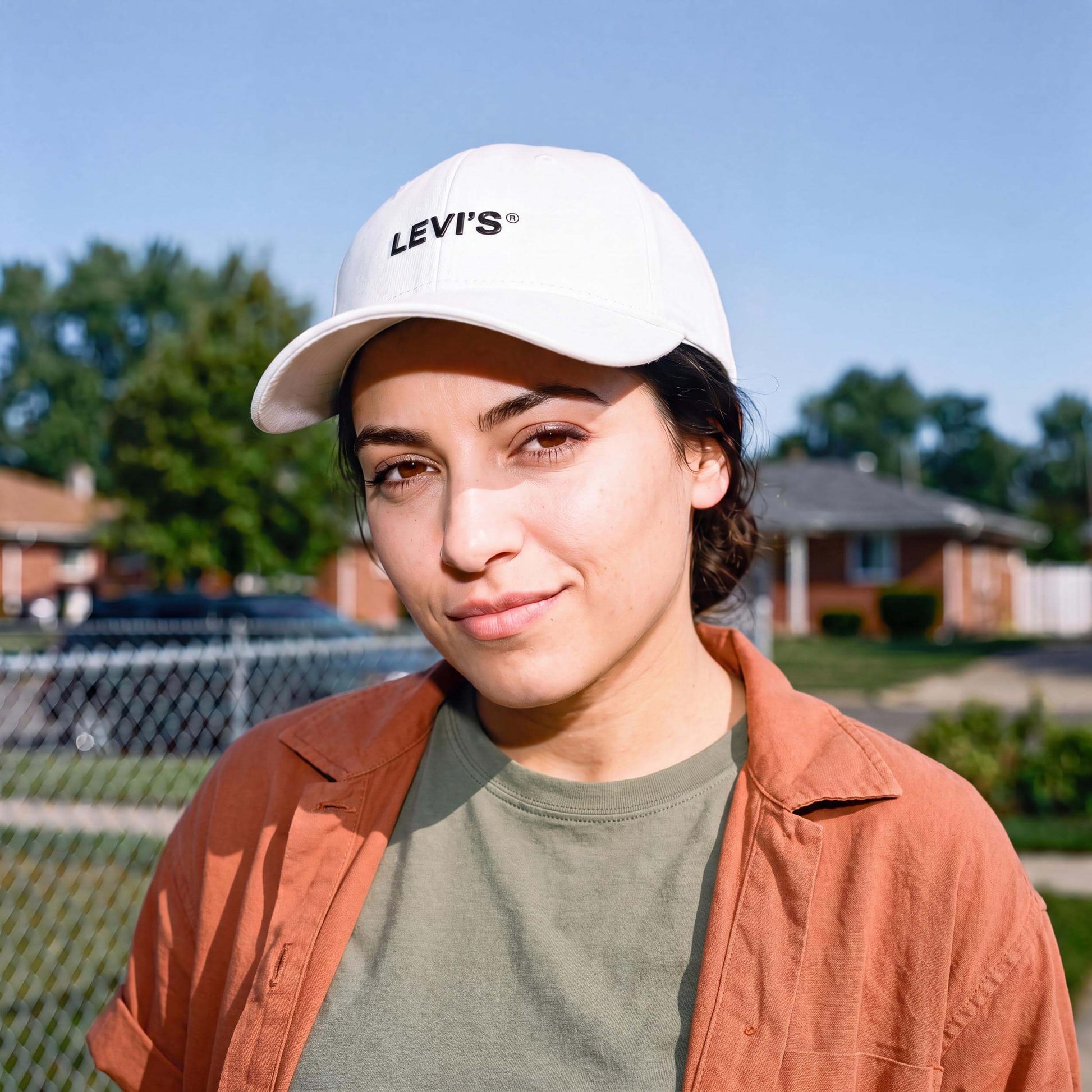 weiß (female-model)