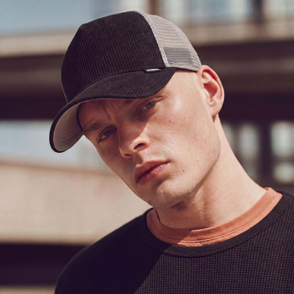 schwarz (male-model)