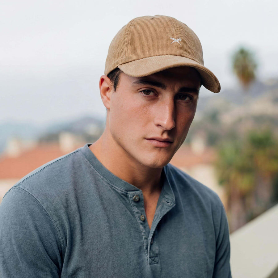 beige (male-model Mike Anderson)