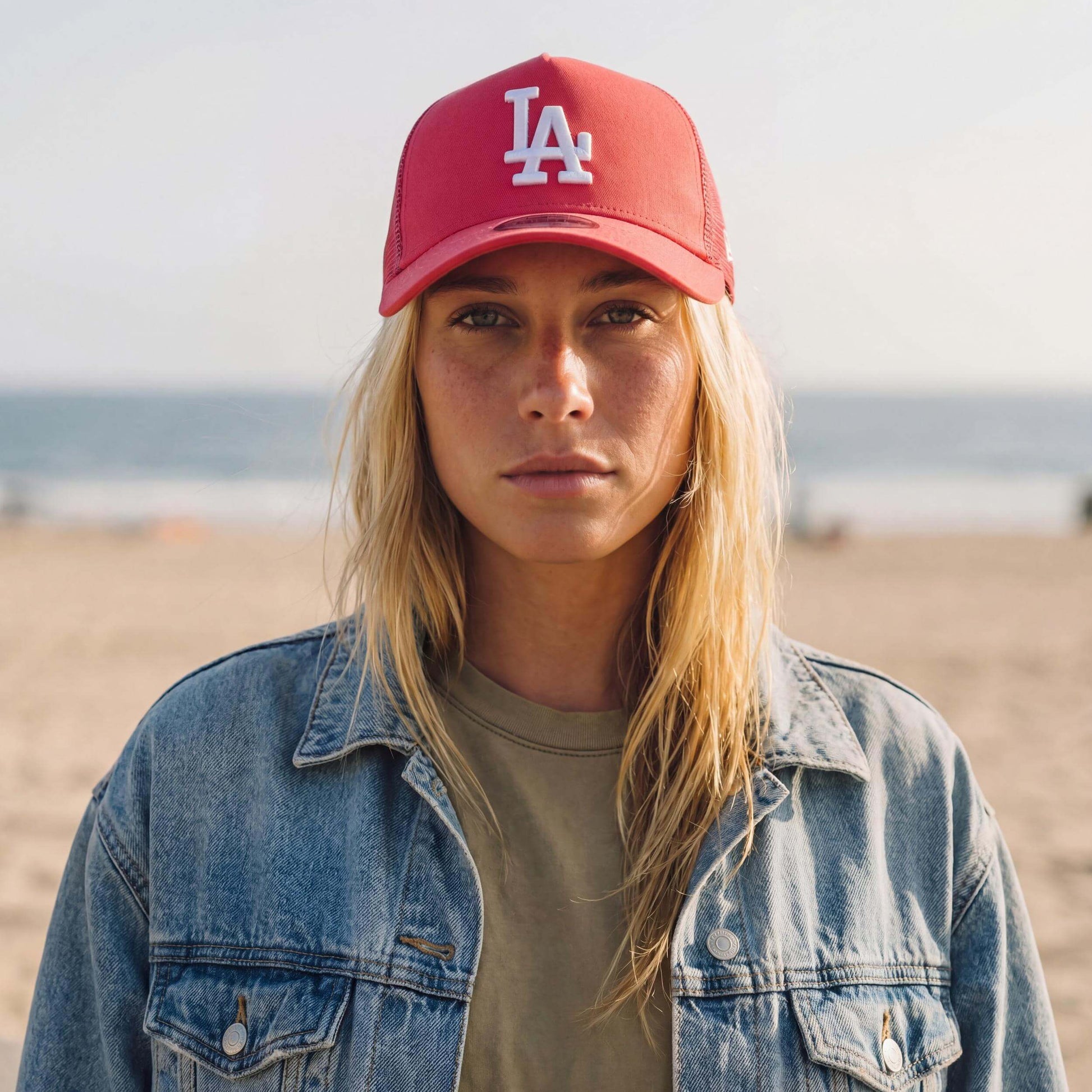 koralle (female-model Sandra Smith)