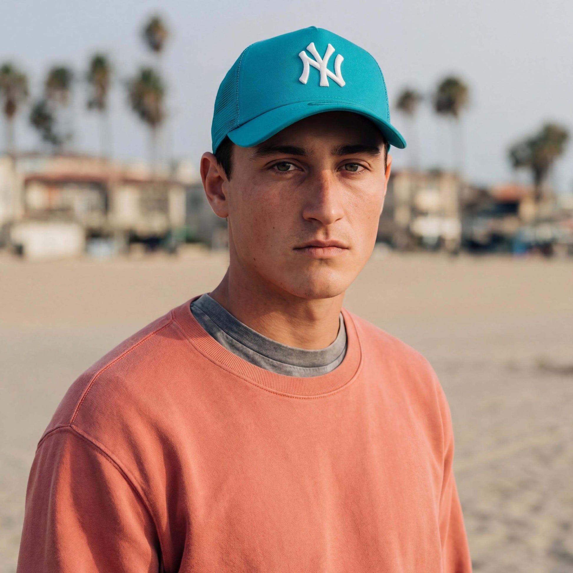 blau (male-model Serge Alvarez)