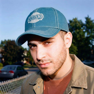 blau (male-model)