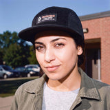 schwarz (female-model)