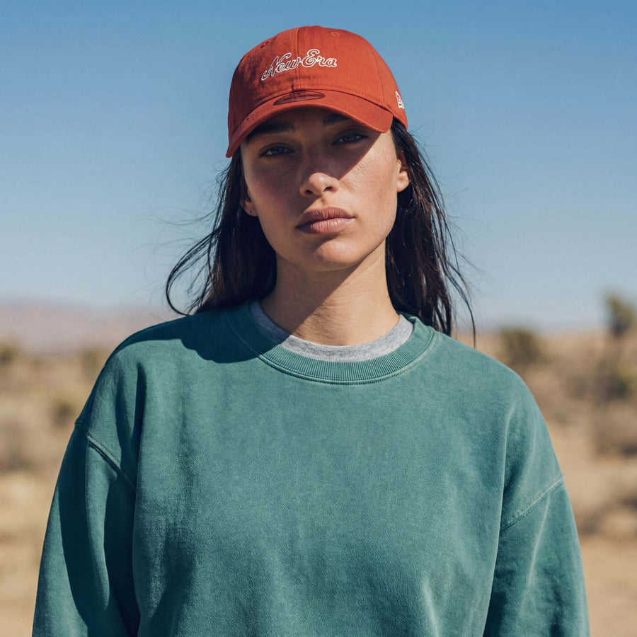 rot (female-model Alexis Newman)