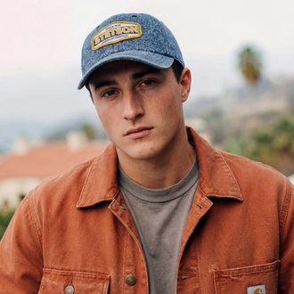 denim (mannelijk model Pete Delorette)