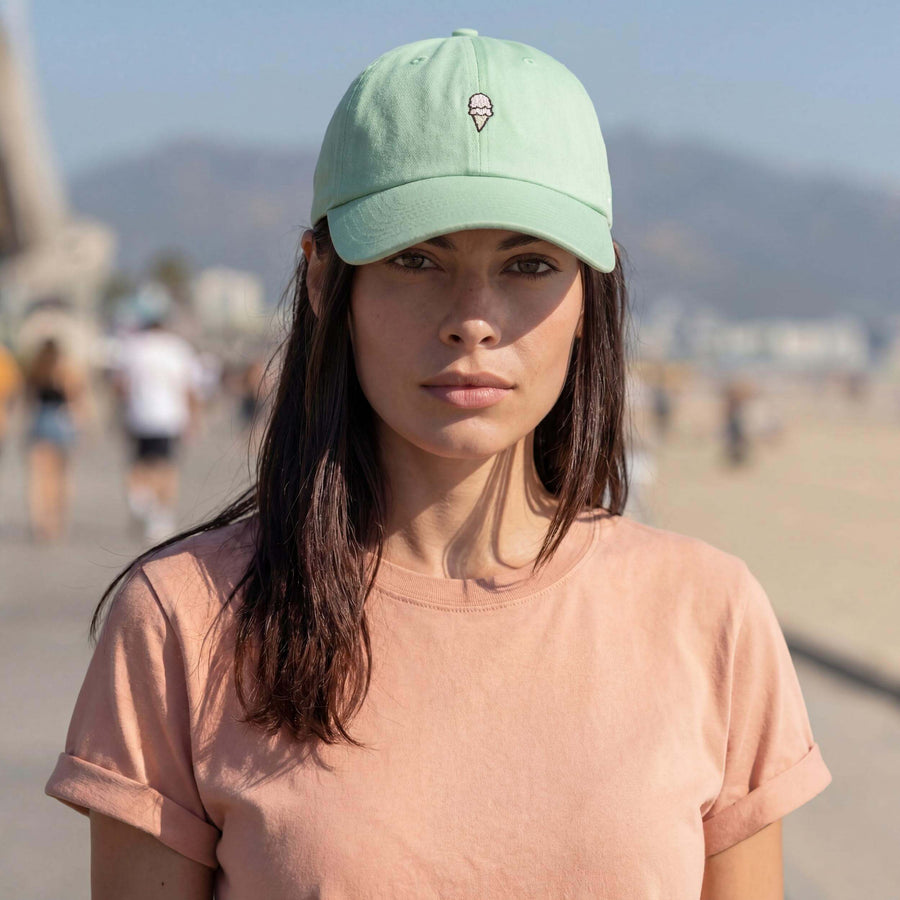 mint (female-model Bec Rabanne)