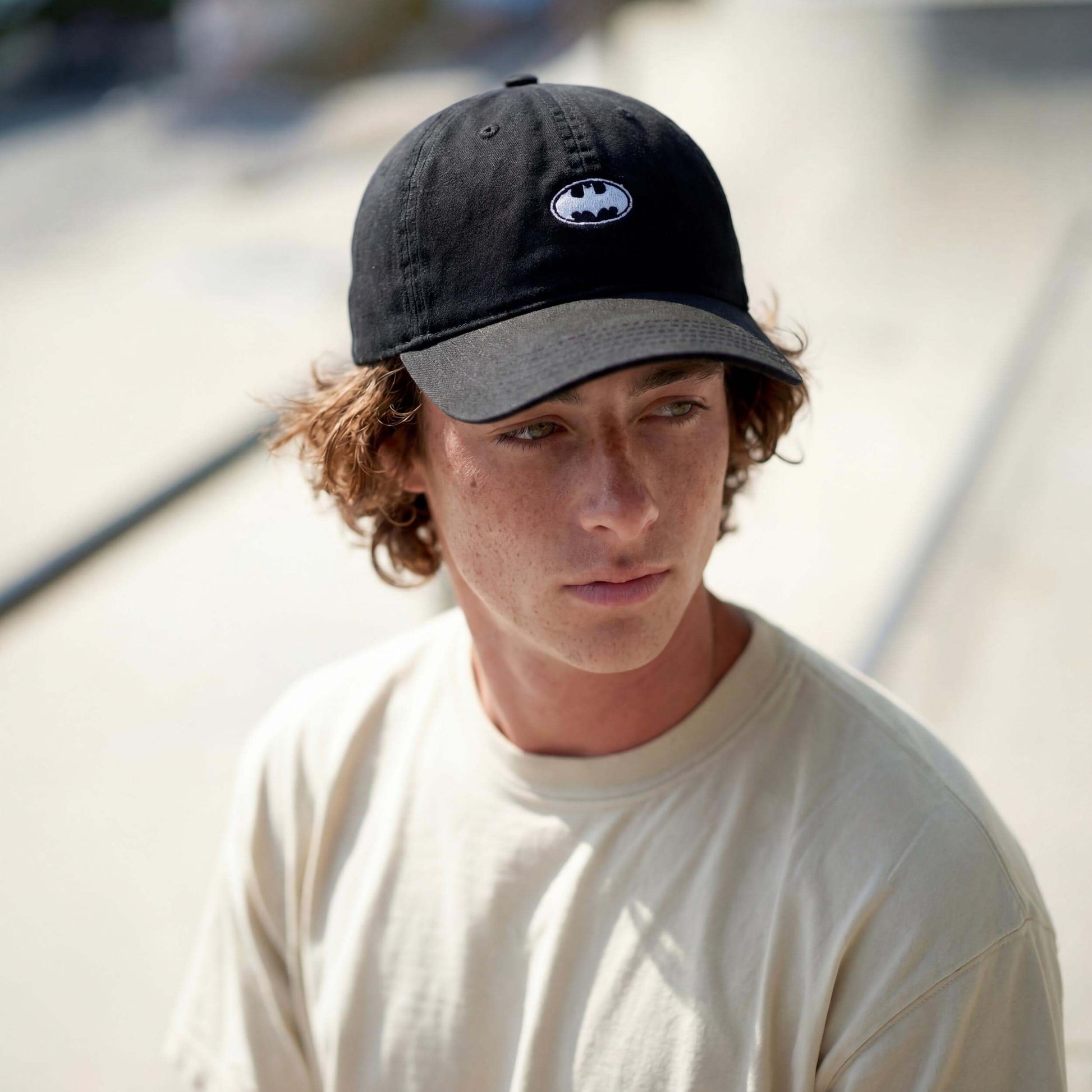 schwarz (male-model James Lavender)