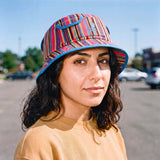 bunt (female-model)