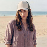 cremeweiß (female-model Hazel Bourne)