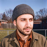 grau (male-model)