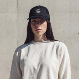schwarz (female-model Ricci Amber)