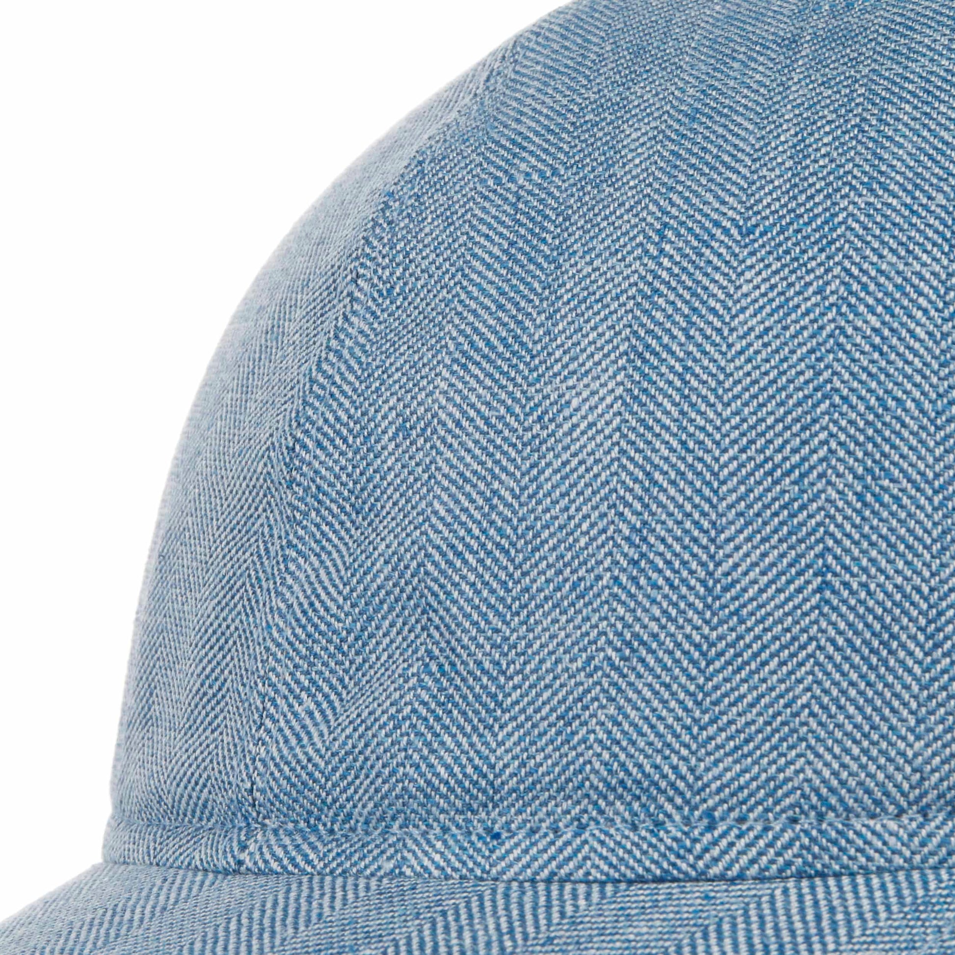 hellblau