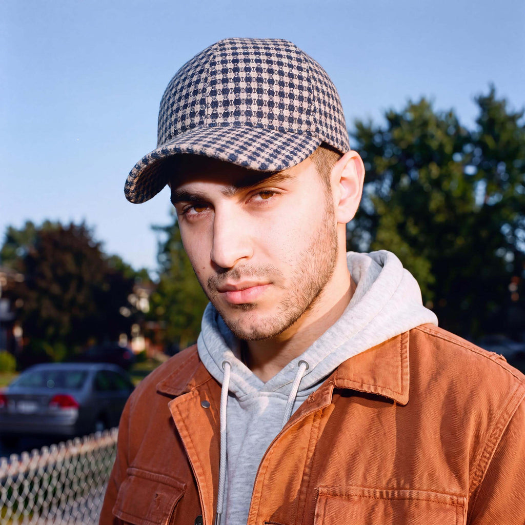 blau-beige (male-model)