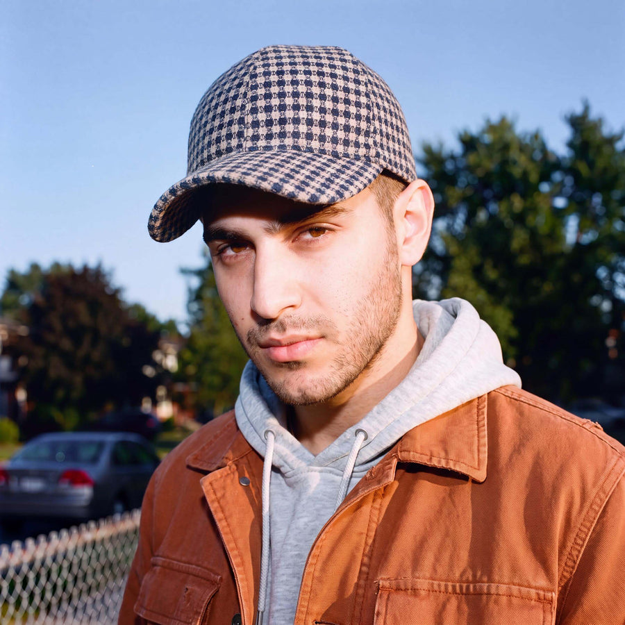 blau-beige (male-model)