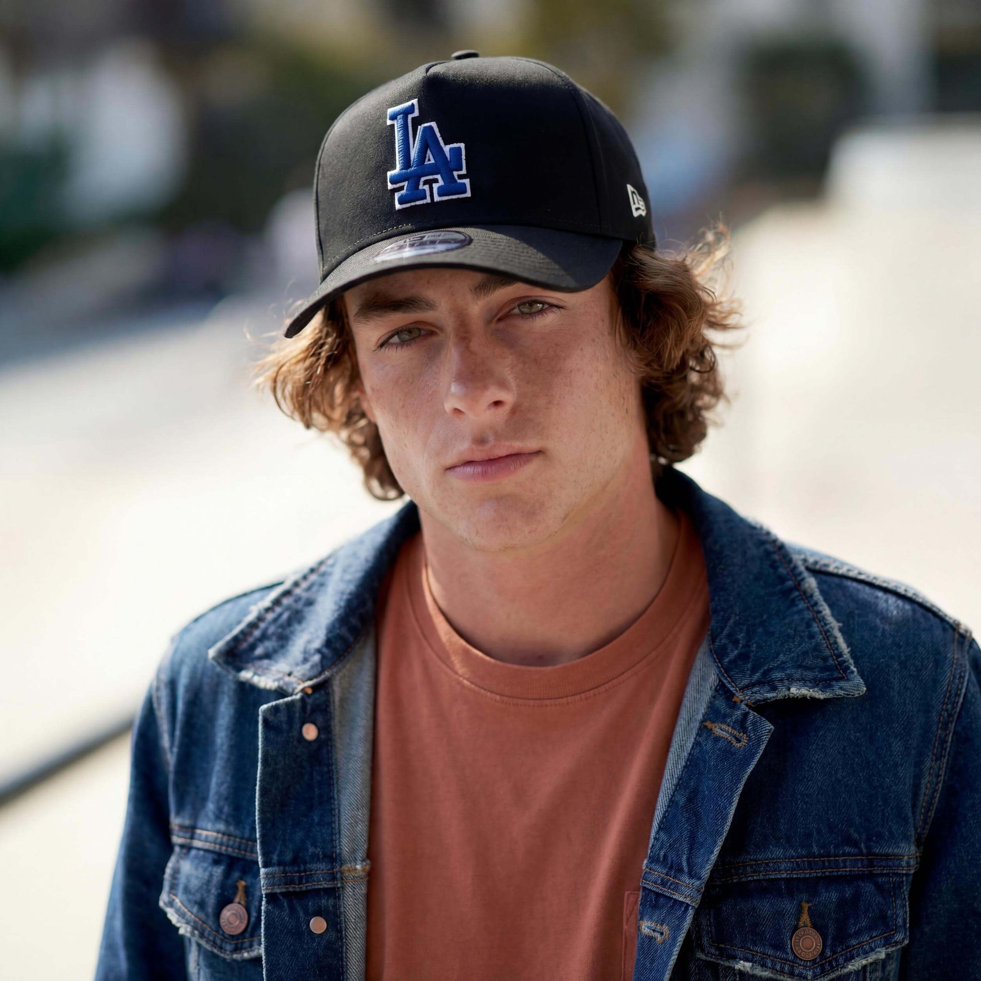 noir (modèle masculin Luke Fermer)