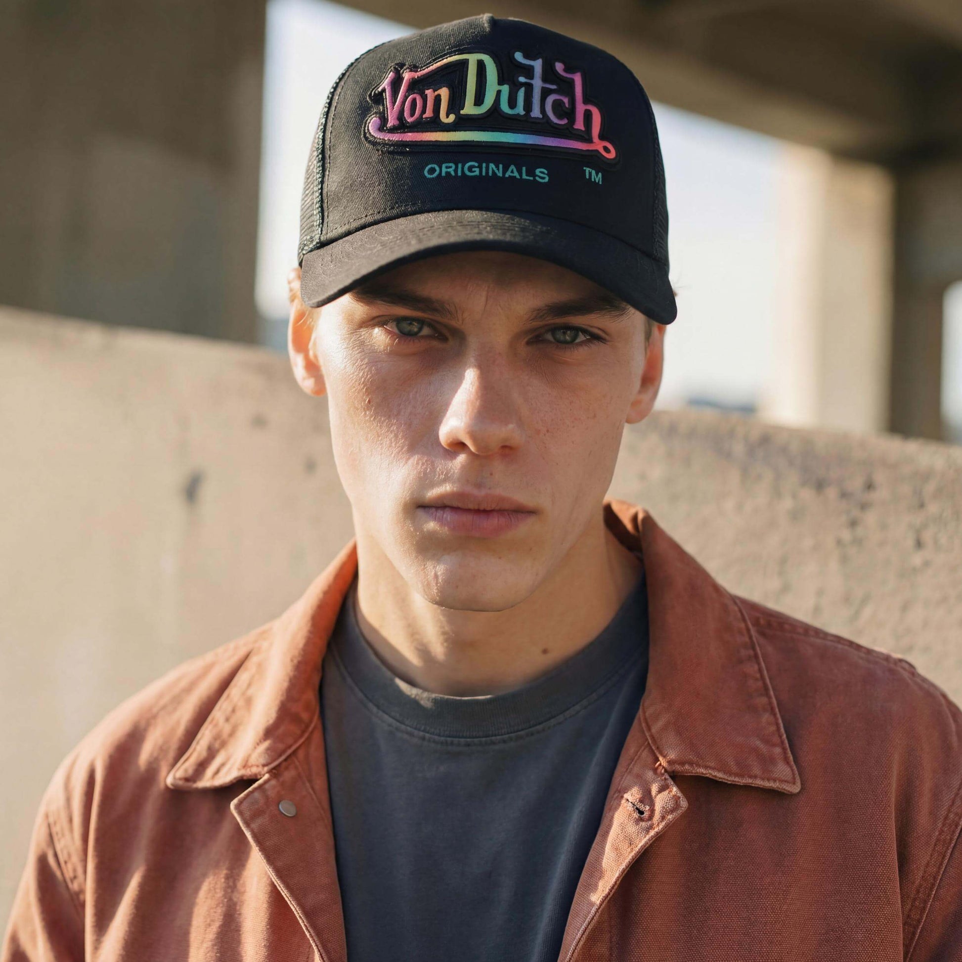 schwarz (male-model Carl Sanchez)