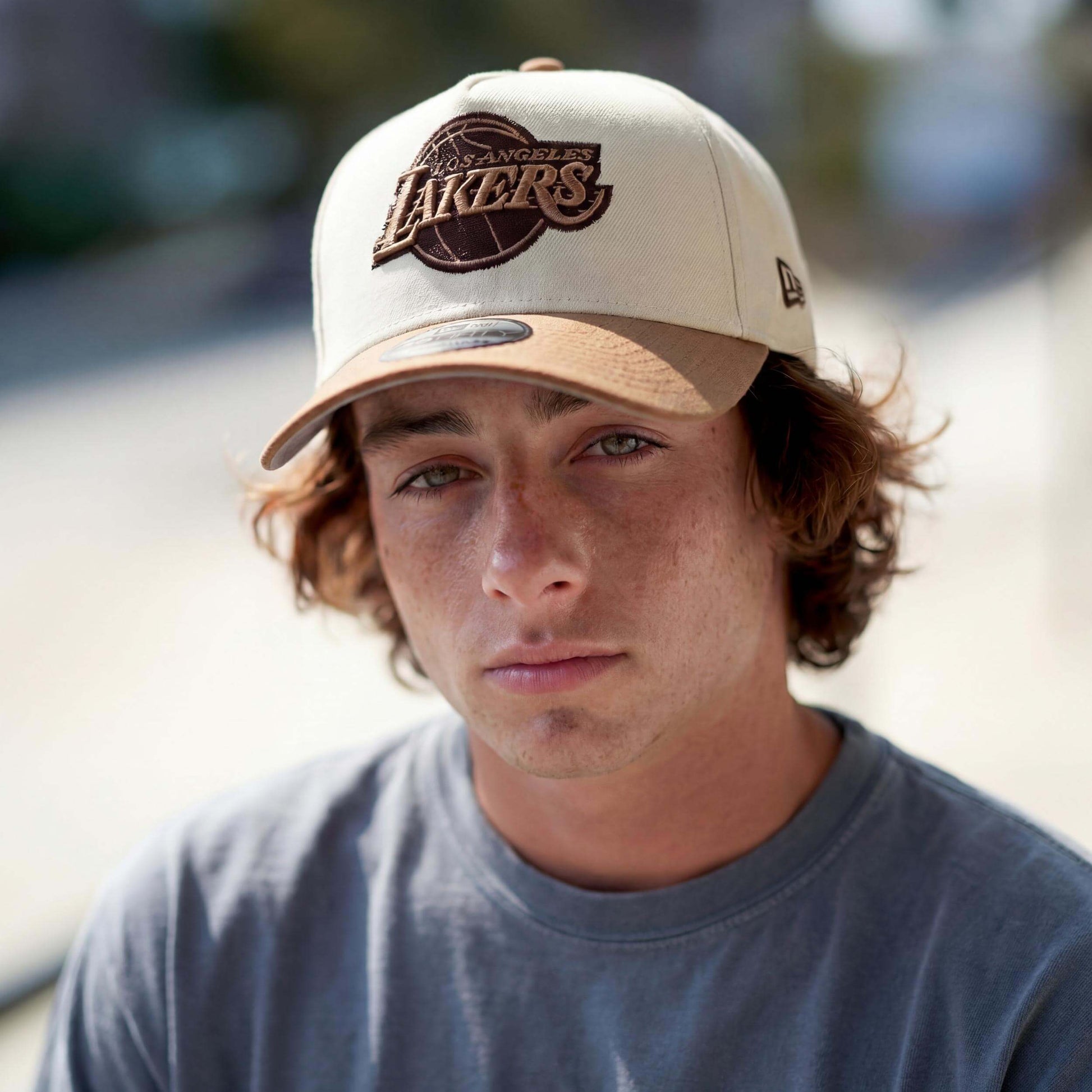 cremeweiß (male-model Oswald Bloom)